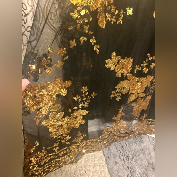 Black& Gold sequence stitched long lined dress w/ stretch- size n/a - Picture 9 of 11